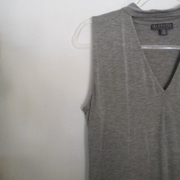 Highline Collective Gray Choker Cut-Out V Neck Sleeveless Top Size M - Picture 8 of 9